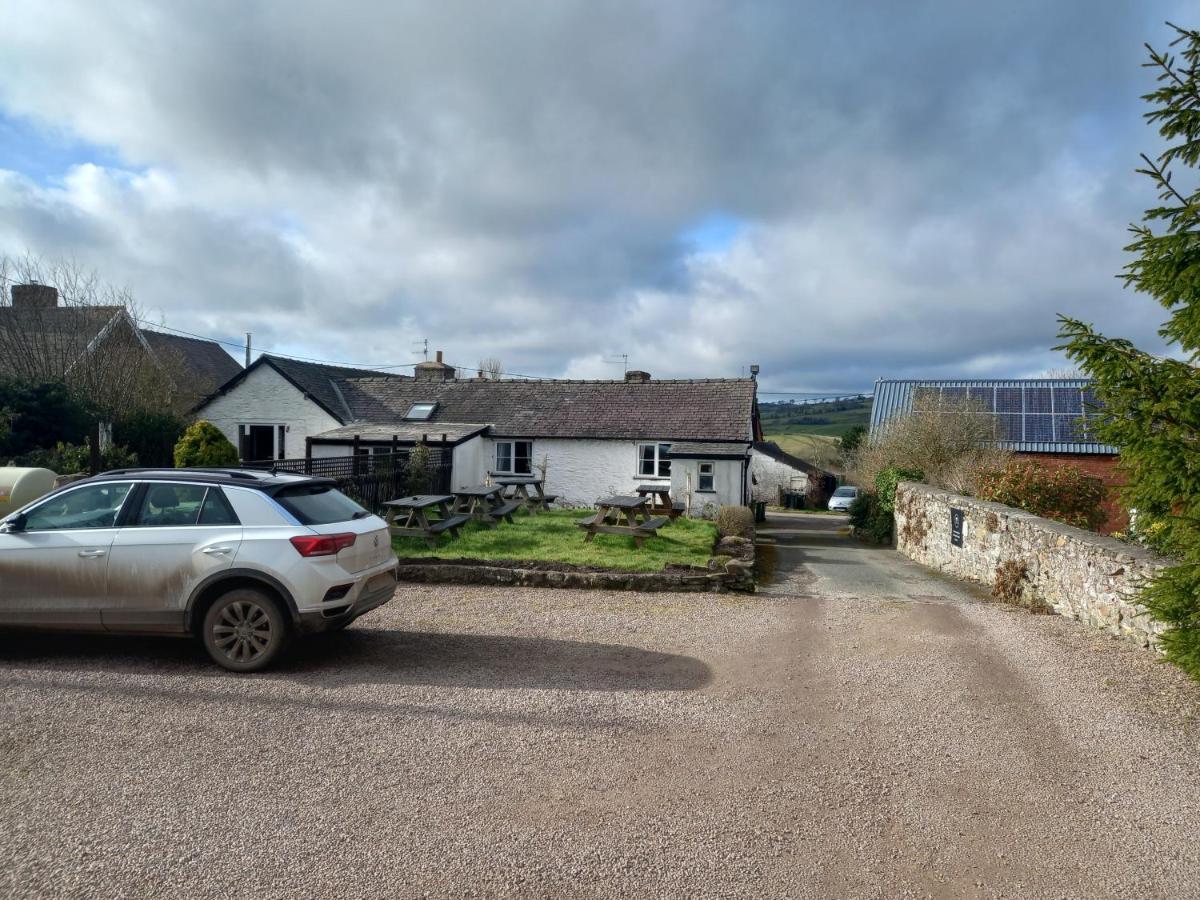 The Crown Inn Wentnor 外观 照片