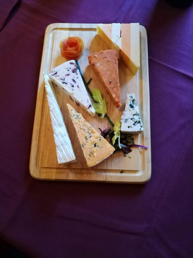 The Crown Inn Wentnor 外观 照片